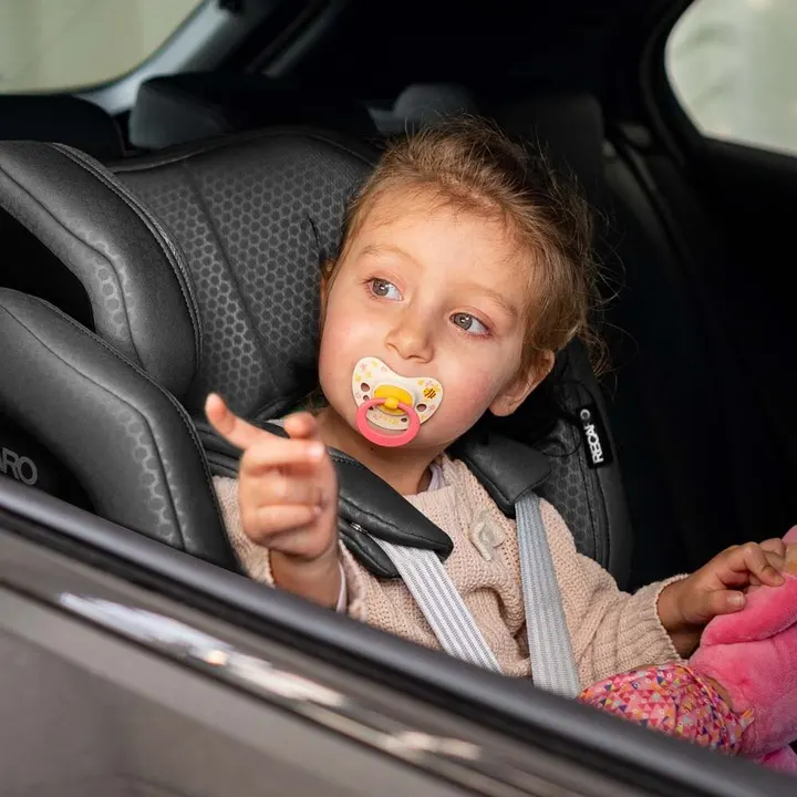 Автокрісло RECARO XENON 1 KID Gallant Grey — Photo 9