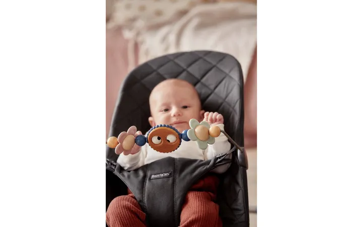 Дуга з іграшками на шезлонг BabyBjorn Balance Googly Eyes Pasteles — Photo 8