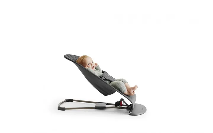 Шезлонг для немовлят BabyBjorn Bouncer BLISS Mesh Navy Blue — Photo 7