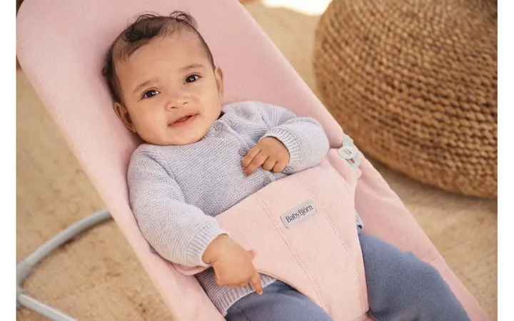Шезлонг для немовлят BabyBjorn Bouncer BLISS Woven Light Pink Melange — Photo 23