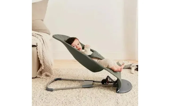 Шезлонг для немовлят BabyBjorn Bouncer BLISS Woven Dark Green Classic Quilt — Photo 10