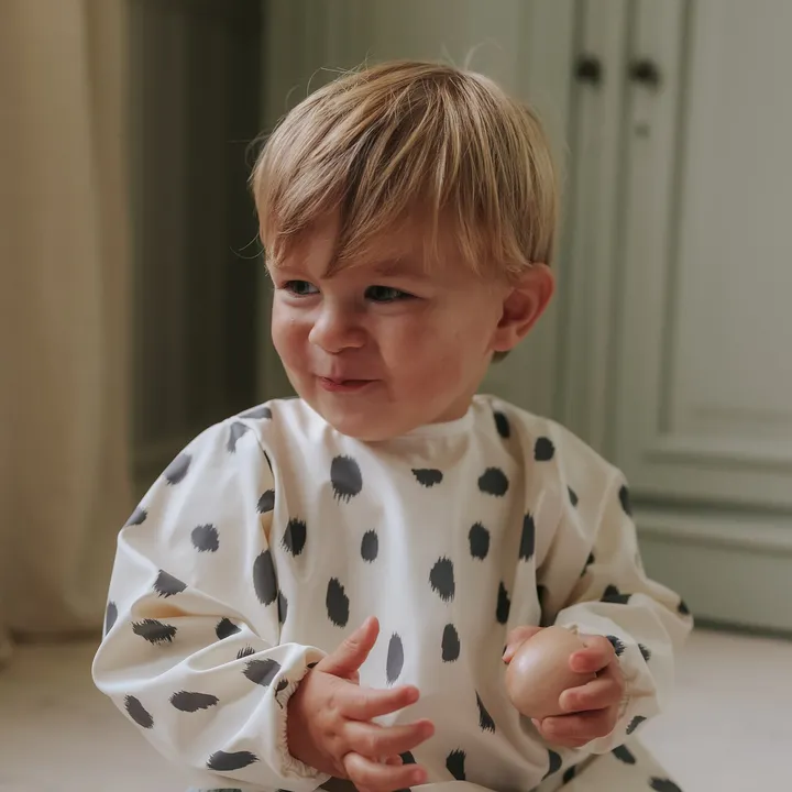 Нагрудник з рукавами для годування Elodie Details Longsleeved Baby Bib Dalmatian Dots Grande — Photo 7