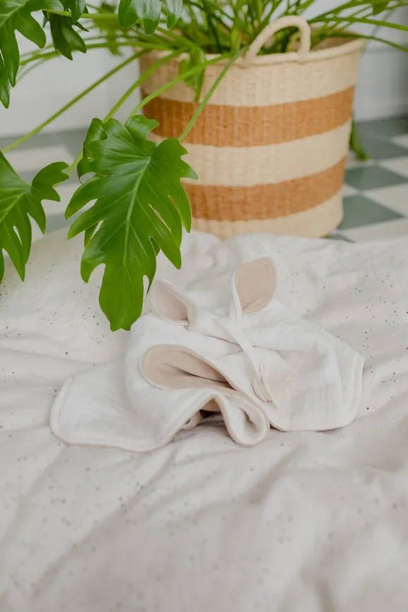 Комфортер BIBS Cuddle Cloth Kangaroo Desert Sand — Photo 15