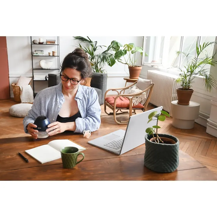 Молоковідсмоктувач електричний Beaba Hands-Free синій, арт. 911735 — Photo 23