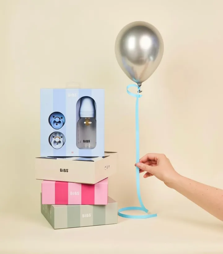 Подарунковий набір з пляшечки для годування та 2 сосок BIBS Gift Set Baby Sprinkle Baby Blue — Photo 5