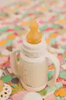 Скляна дитяча пляшечка BIBS Glass Boheme Baby Bottle Round Latex 1 pack 240 мл Medium Flow (середній потік) Ivory — Photo 6